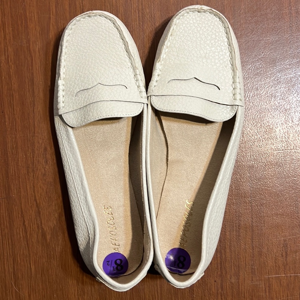 Brand New Aerosoles Loafers